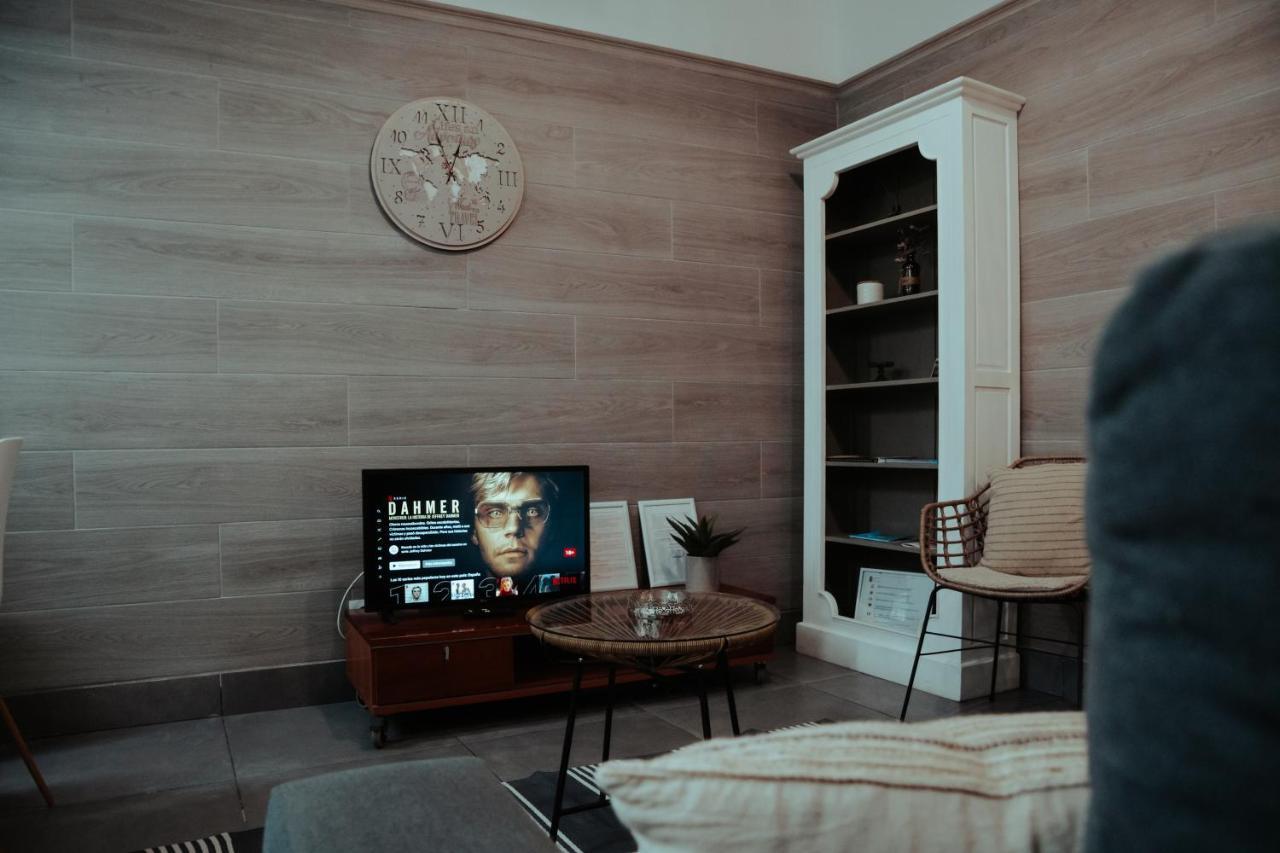 Apartamento Turístico La Imprenta Apartment Santander Bagian luar foto